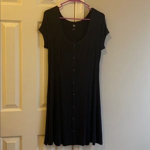 So black dress size M juniors
